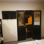 Otro Mundo Hostal